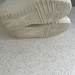 Reebok platform shoes